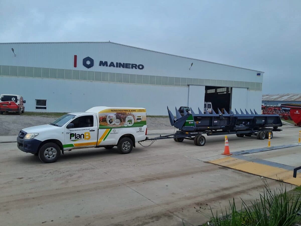 ENTREGA DE MAINERO 3010 EN LA LOCALIDAD DE GARRE